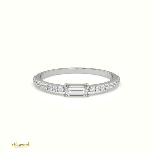 18K Gold Baguette Diamond Ring with Pave Set Band - shemesh_diamonds