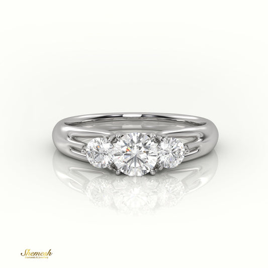 18K Gold Round Cut Diamond Engagement Ring with Side Stones - shemesh_diamonds